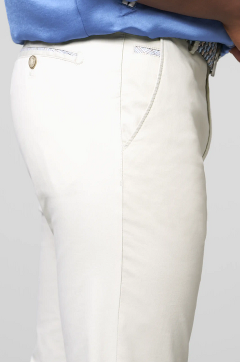 Roma, 31 Off-White